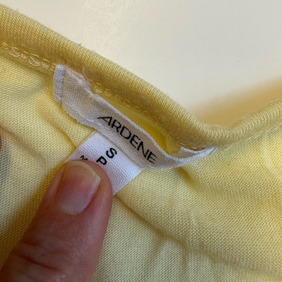 Ardene light yellow sleeveless tank tunic top w zipper detail women's size Small - Picture 4 of 9